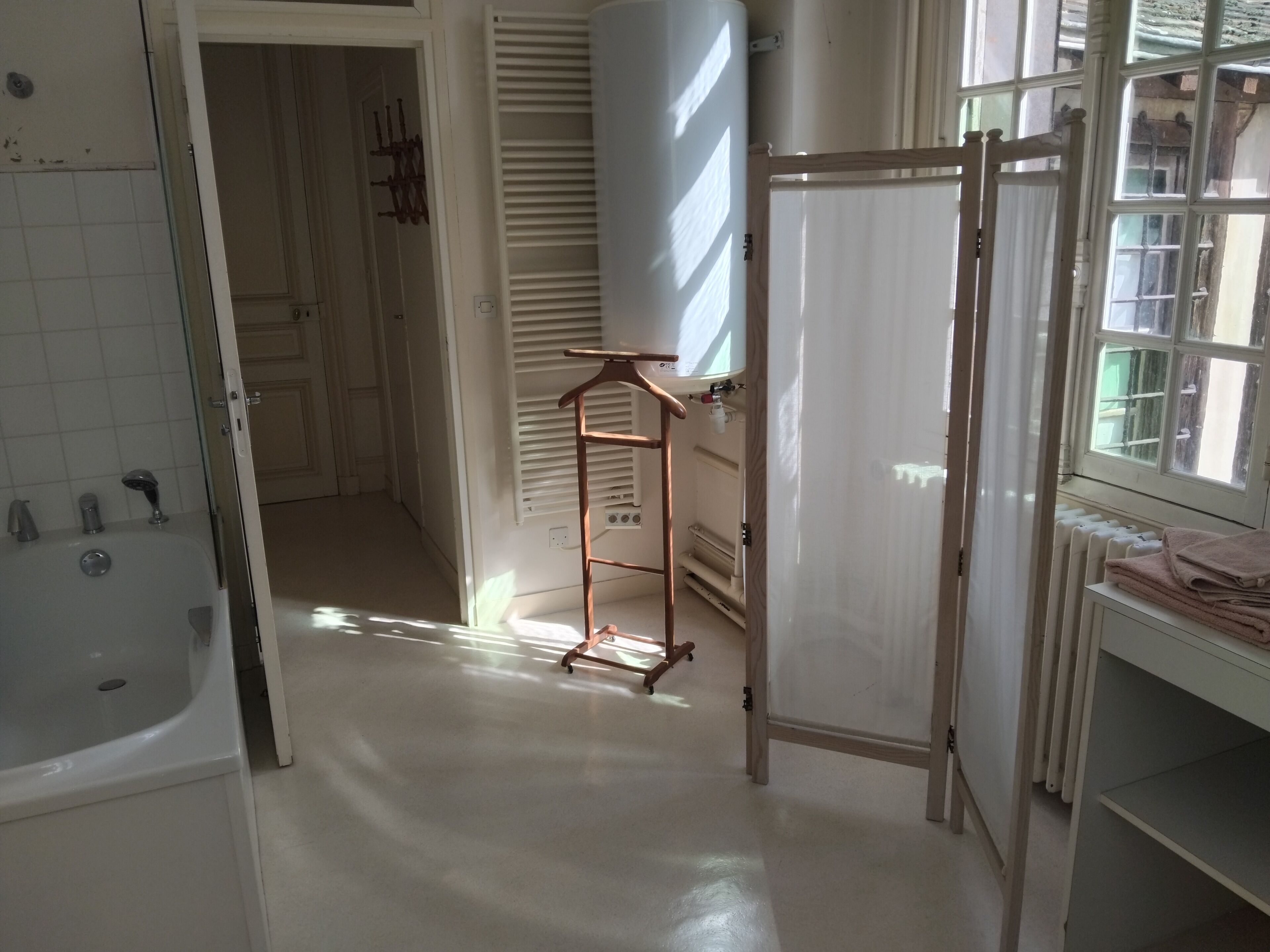 Comfort Twin kamer, uitzicht op park | Badkamer