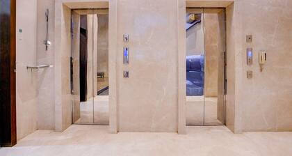 Townhouse Oak Titvala Railway Junction