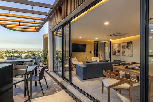 Well Residences - By AVA Rentals