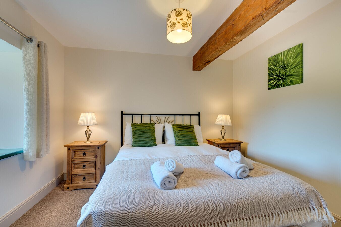 3 makuuhuonetta, silitysrauta/-lauta, Wi-Fi