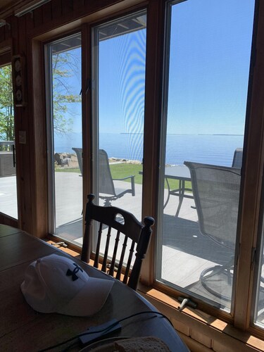 U.P. Green Bay Getaway: Just listed on Lake Michigan