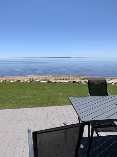 U.P. Green Bay Getaway: Just listed on Lake Michigan