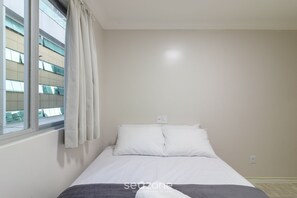 Basic Apartment - Apts in a Building 180m From the Beach in Balneario Camboriu - Rajs (Balneário Camboriú)