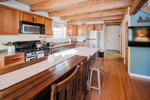 Fridge, microwave, oven, stovetop - Cozy Bethel Chalet Near Trails & Skiing (Bethel)