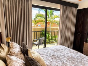 3 Schlafzimmer, Schreibtisch, Bügeleisen/Bügelbrett, kostenloses WLAN