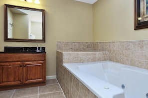 Unclassified image, 5 of 11, button