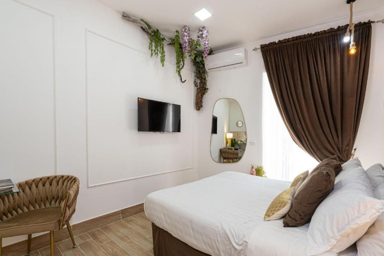 1 soveværelse, strygejern/strygebræt