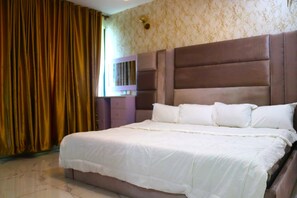 3 camere, ferro/asse da stiro, Wi-Fi, lenzuola