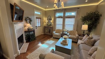 Télévision, cheminée