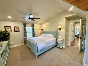 5 Schlafzimmer, Bügeleisen/Bügelbrett, kostenloses WLAN, Bettwäsche