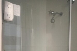 Standard Single Room | Bathroom - Compacto Hotel Campinas (Campinas)