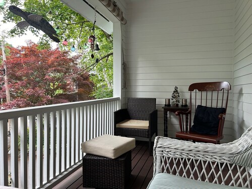 Modern 2-bedroom condo with AC, two short blocks to AMP