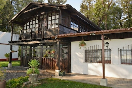 Exterior. El Refugio - Hospedaje y Eventos