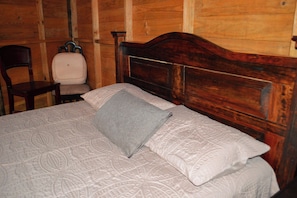 Standaard tweepersoonskamer, balkon, uitzicht op tuin | Gratis wifi