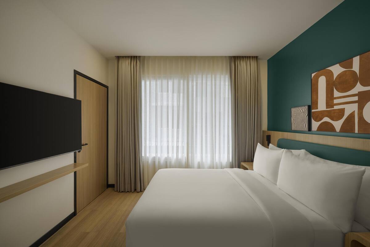 Room, 1 Queen Bed, Accessible | WiFi (free)