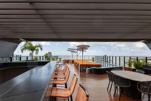 Panoramic Apartment | Outdoor dining - Setai Edition #206 - Waterfront by Carpediem (João Pessoa)