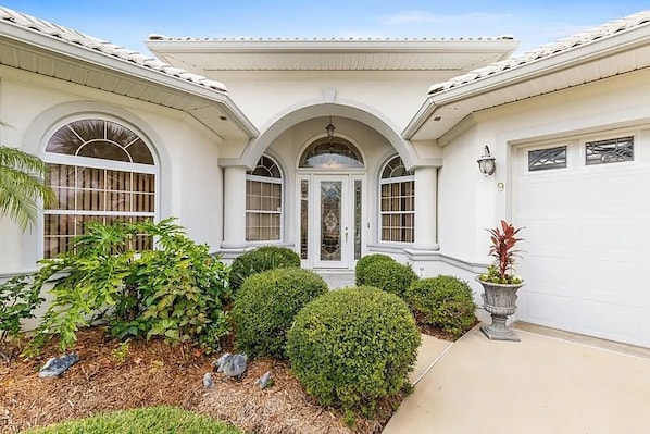 Exterior detail - Canalfront Pool Home with Private Dock (Palm Coast)