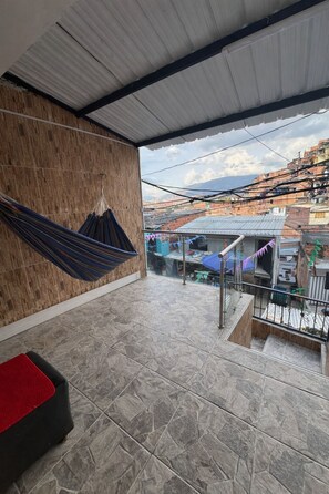 Terrace/patio - House with Terrace San Javier | 3 Bedrooms | RNT 273314 (Medellín)