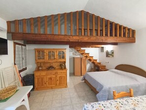 1 bedroom, free WiFi, bed sheets - Casa Alma - Studio House, Sleeps 2 (Sas Murtas)