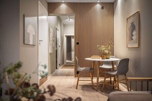 Dining - Exclusive 2BR in Renovated Bergen City Apartment (Bergen)