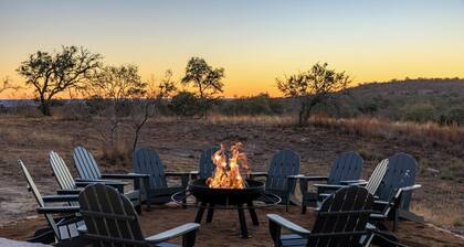 7-bedroom villa in Comfort with Amazing Backyard