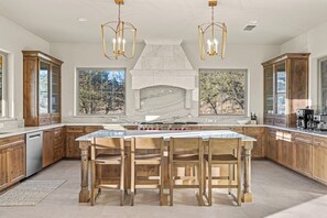 Imagen sin descripción, 4 de 41, botón