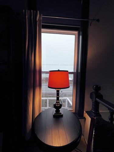 Love Beach Waterfront Retreat | DIY Weddings & Celebrations | Private Lake Erie