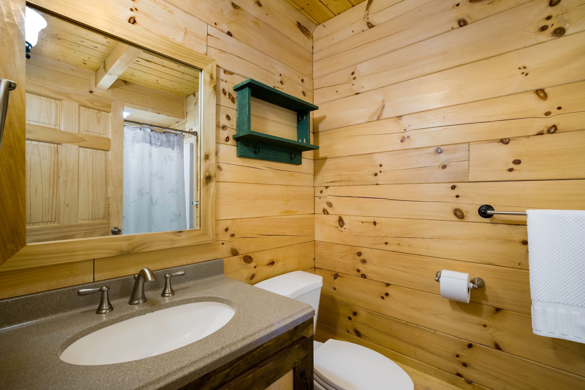 Hytte – deluxe, flere senger | Bad | Sjampo