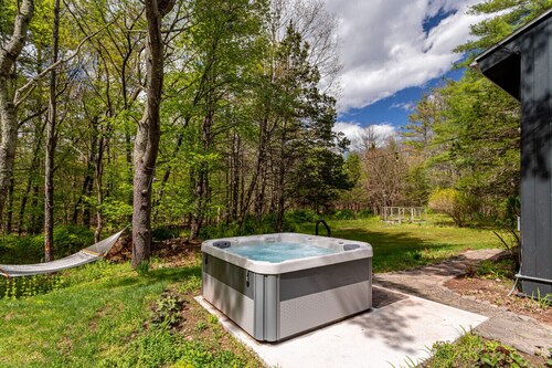 NEW: SoulWood - Heart, Hearth and Hot-tub nr Woodstock
