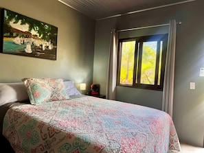 Eenpersoonskamer, uitzicht op tuin | Gratis wifi