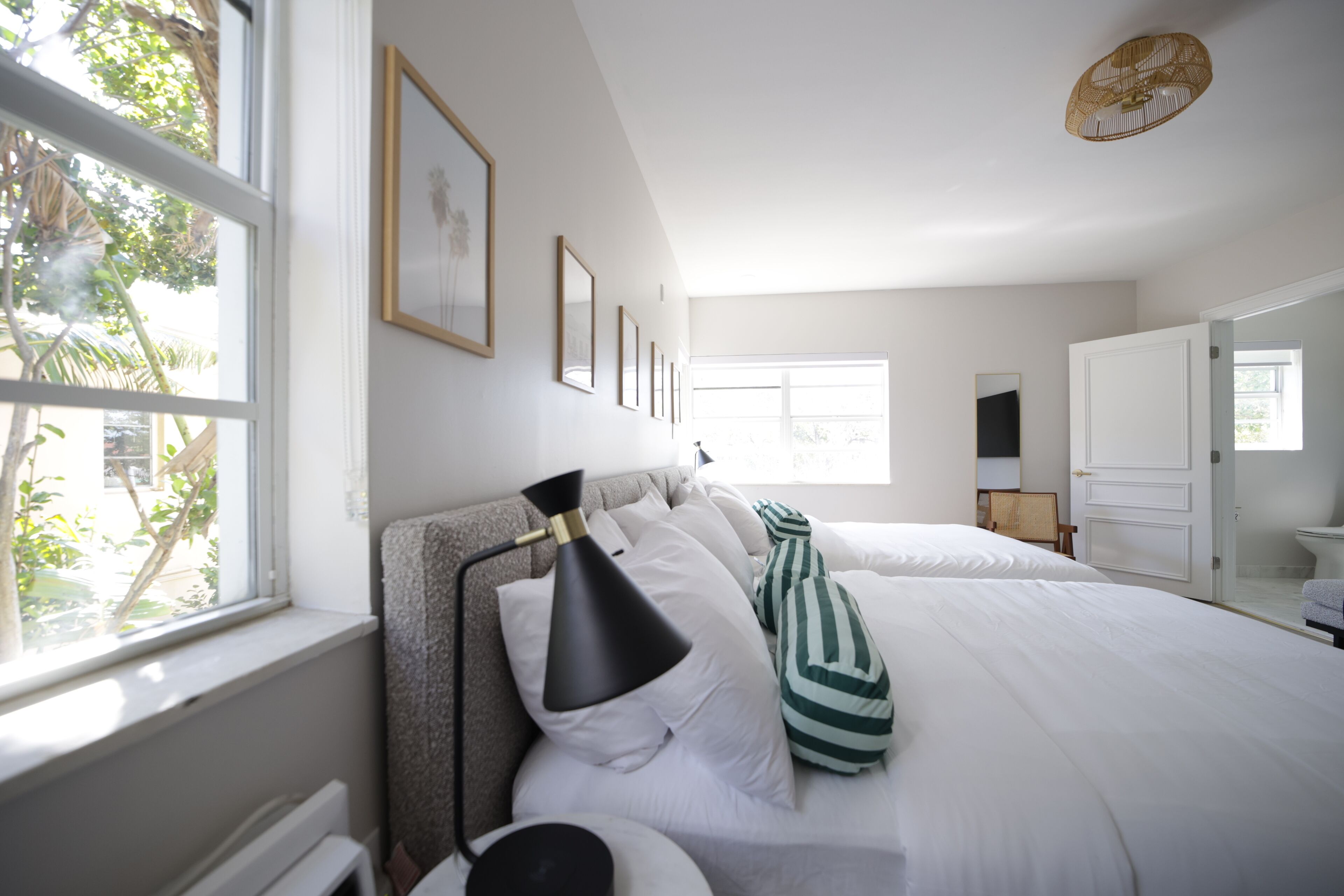 Deluxe Double Room | Blackout drapes, iron/ironing board