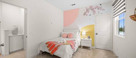 3 bedrooms, bed sheets