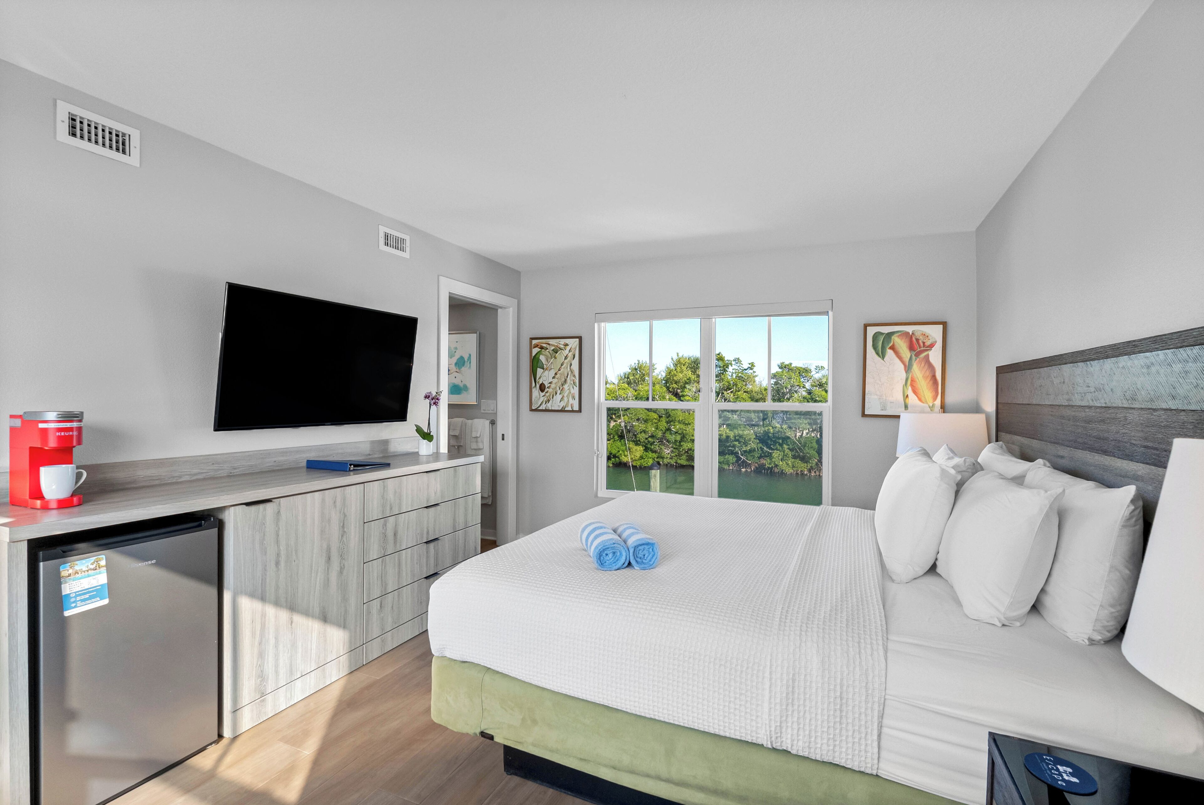 1 bedroom, iron/ironing board, bed sheets
