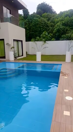 Unclassified image, 4 of 23, button - Lindelle Place Palawan (Puerto Princesa City)