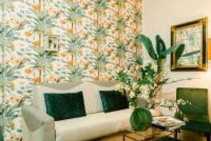 Interior - Random Superior  By Dimorra (Naples)