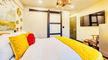 Habitació reial, bany privat | Llençols de cotó egipci, roba de llit d'alta qualitat i cobrellits
