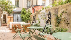 Outdoor dining - Maison du Moulin Vert - Beautiful ground floor studio (Paris)
