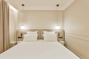 Room - Beautiful 1-bedroom apartment with private garden (Paris)