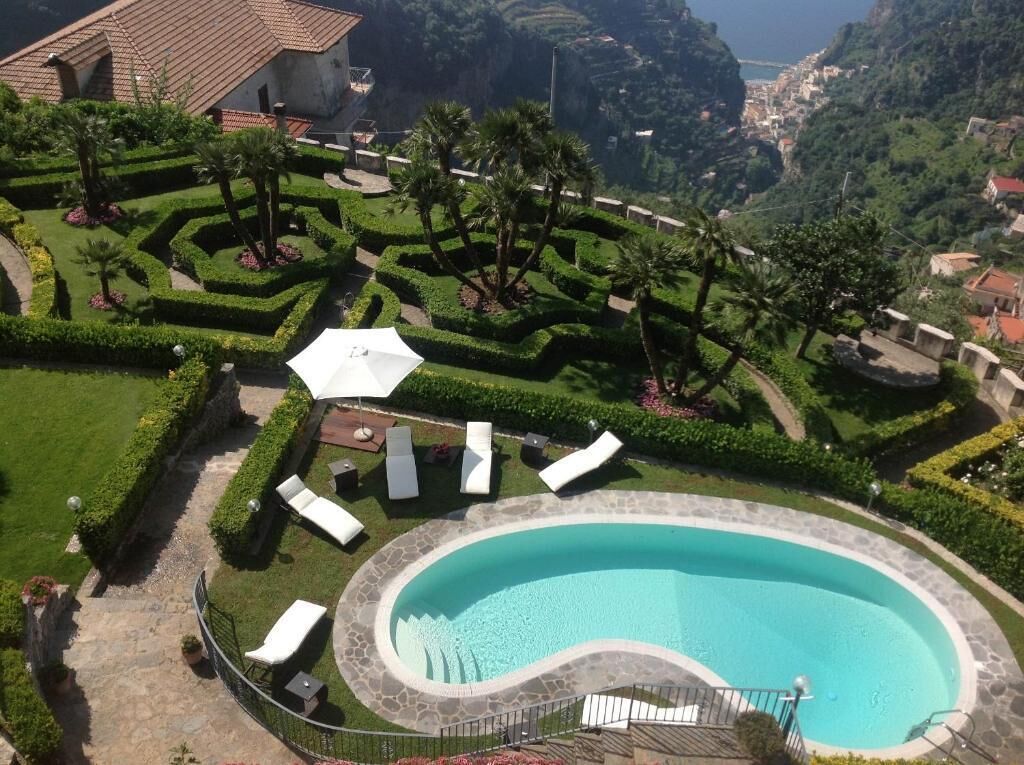 别墅, 6 间卧室, 阳台, 庭院景观