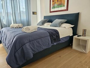 1 sovrum, strykjärn/strykbräda, wi-fi och sängkläder