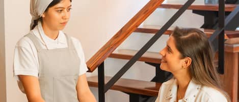 تناول الطعام