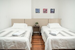 ห้องทวิน