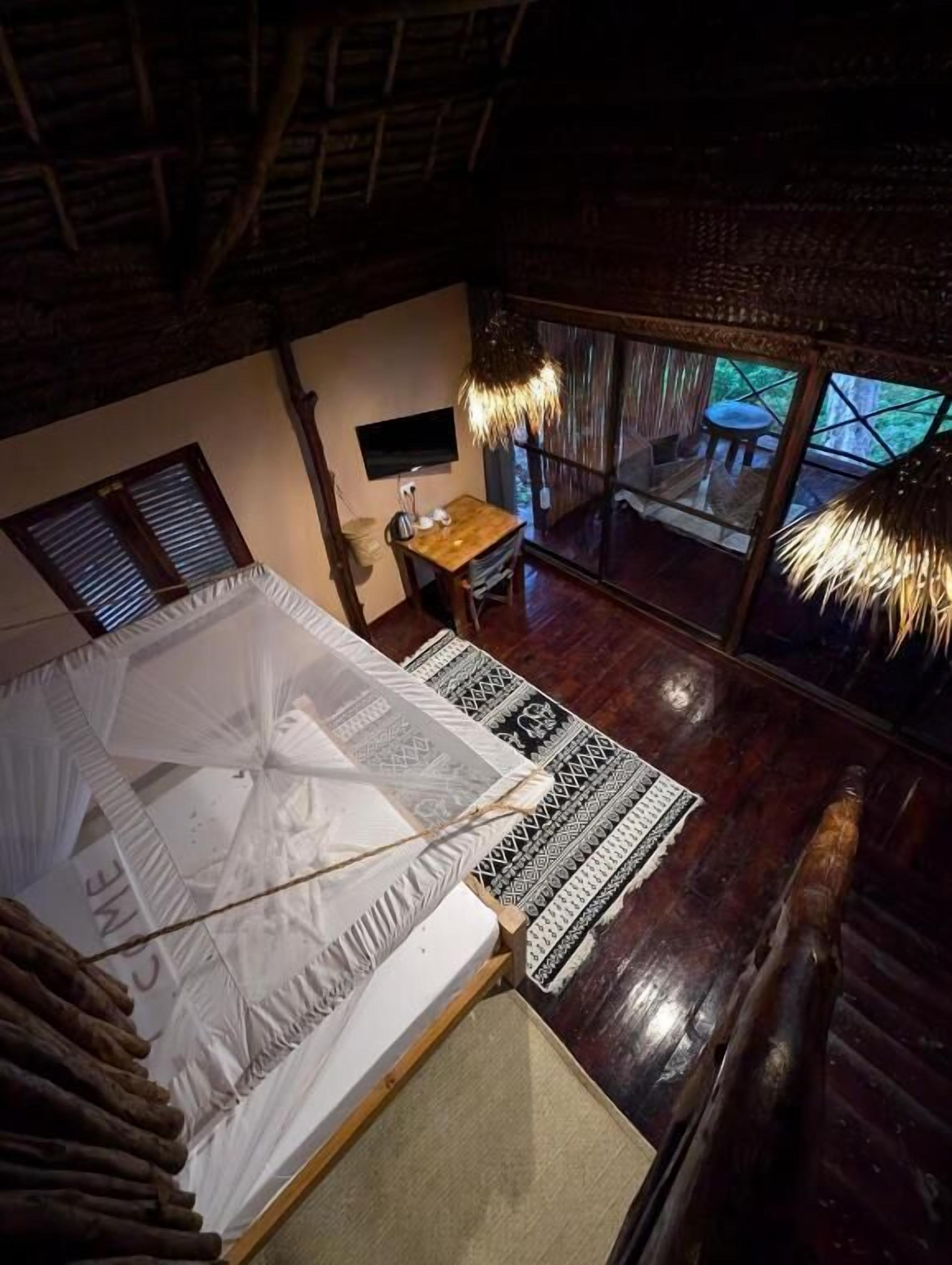 ห้องดีลักซ์ดับเบิล, ระเบียง, วิวทะเล | ตู้นิรภัยในห้องพัก, ผ้าม่านกันแสง, Wi-Fi ฟรี