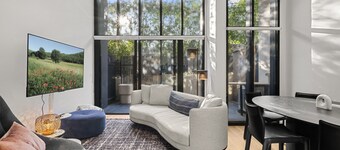 Bright Inner-north Stay With Pool Access