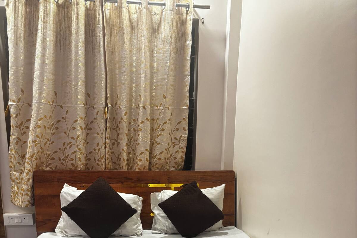 Deluxe Room, City View | Free WiFi