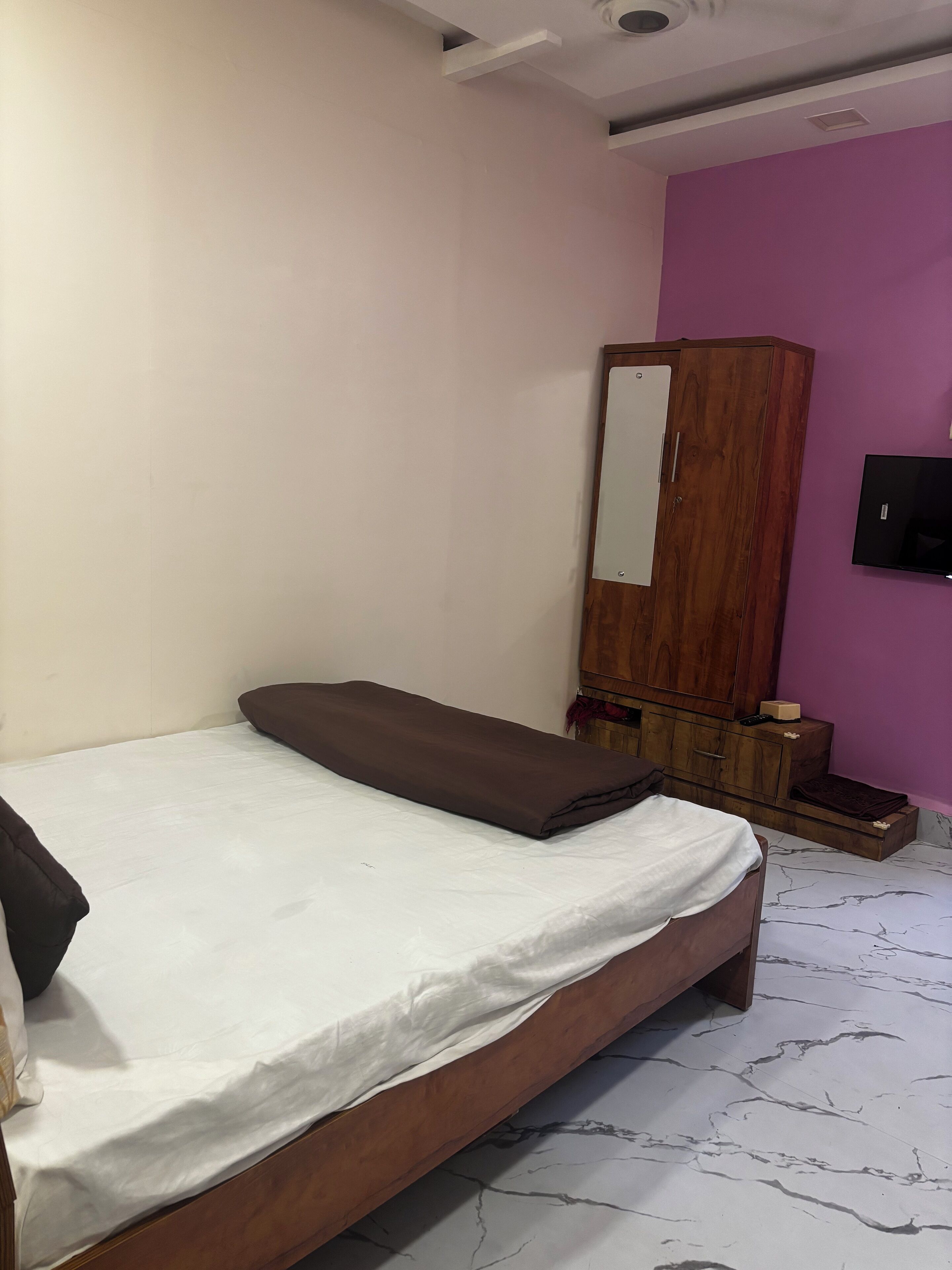 Rom – deluxe, byutsikt | Wi-fi (inkludert)