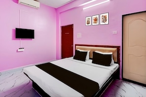 Deluxe Room, City View | Free WiFi