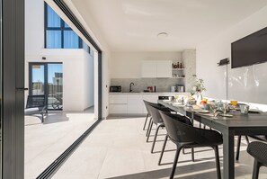 Private kitchen - Luxury Villa- FOR GIFT (Pridraga)