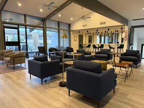 Interior - Scottsdale condo: near old-town and Greenbelt (Scottsdale)