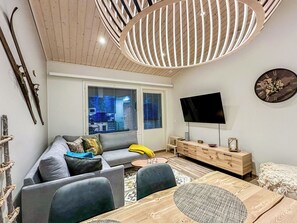 TV - Pikkuhippu by Interhome (Pelkosenniemi)